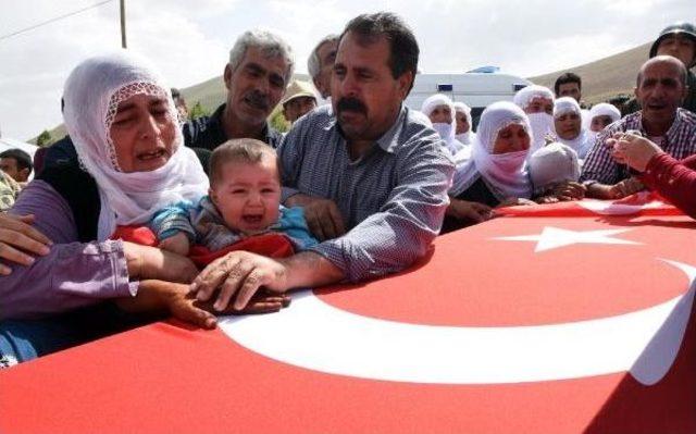 Van'da Pkk'dan Bombalı Tuzak; 1 Korucu Şehit, 1 Korucu Yaralı (2)