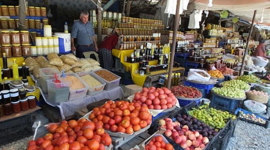 Balıkesir&rsquo;de Karayolu Pazarı İlgi G&ouml;r&uuml;yor