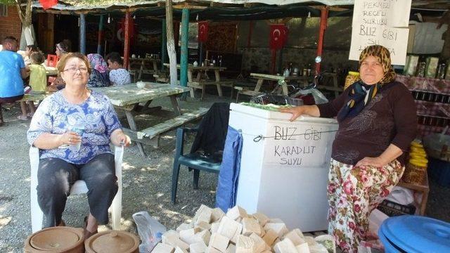 Balıkesir’de Karayolu Pazarı İlgi Görüyor