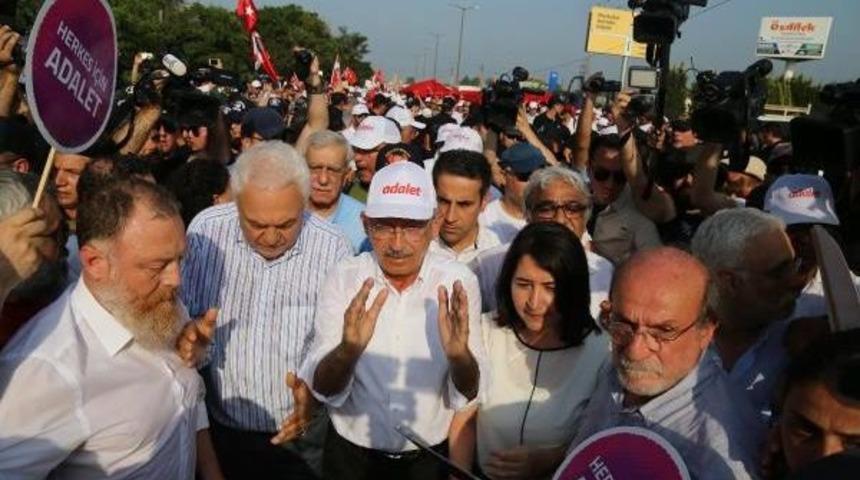 Kılı&ccedil;daroğlu: Bir Ideal I&ccedil;in Y&uuml;r&uuml;yoruz (5)