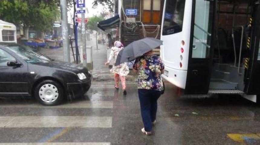 Edirne'de Dolu Ve Sağanak Yağmur