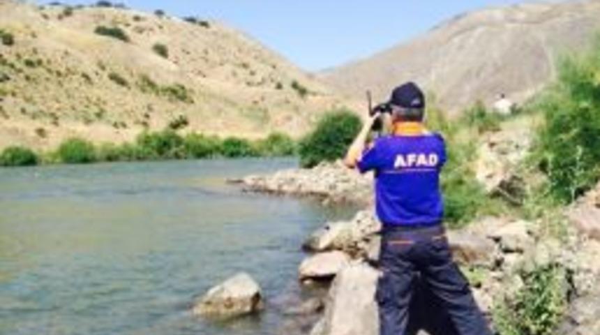 Nehirde Kaybolan &Ccedil;ocuğun Cesedi Bulundu