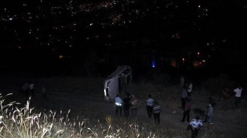 Tokat&rsquo;Ta Trafik Kazası: 3 Yaralı
