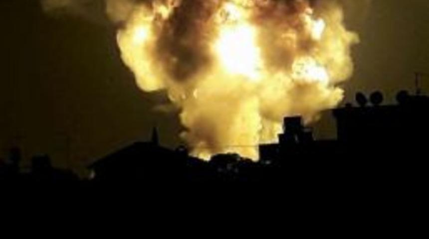 Yakıt Tankerinin Patlaması Cep Telefonu Kamerasında