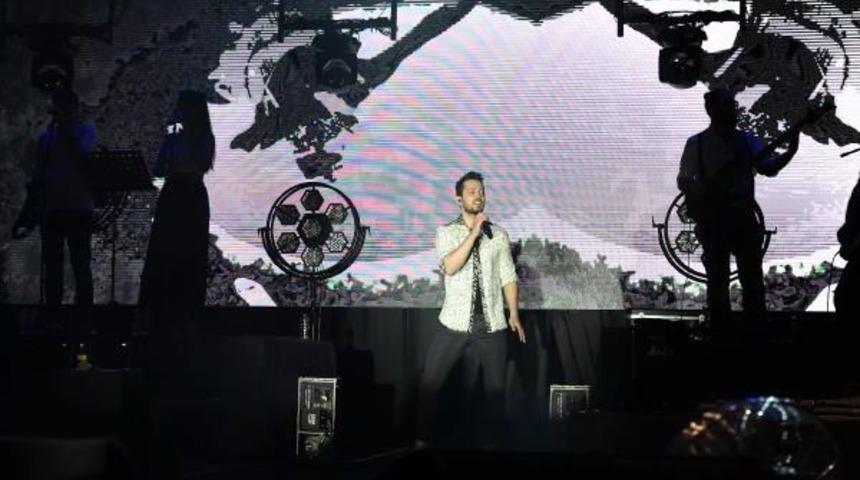 Murat Boz'dan 25 Bin Hayranına Konser