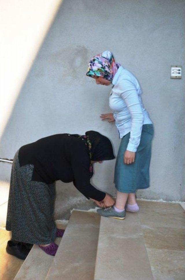 Yatalak Kalmaması İçin 90 Bin Lira Gerekli 3