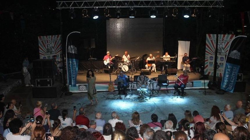 Beşiktaş&rsquo;ta Nostalji Dolu Gece