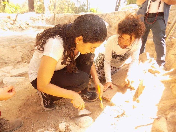 Kaymakama 2 Bin Yıllık Tarihi Şaka G4