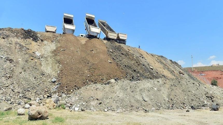 İzmir’de Hafriyat Sahası Yeşil Alana Dönüştürülecek