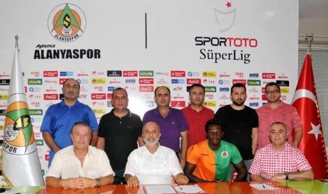 Alanyaspor'da N'sakala Imzaladı