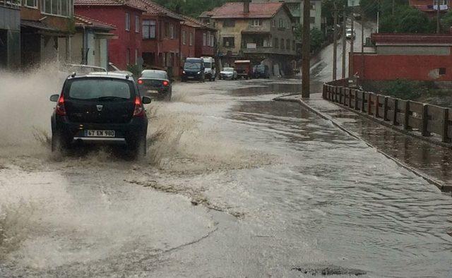 Zonguldak Şiddetli Yağış Etkili Oldu