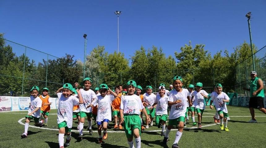 &Ccedil;ankayalı Binden Fazla &Ccedil;ocuk Yaz Okuluna Gidiyor