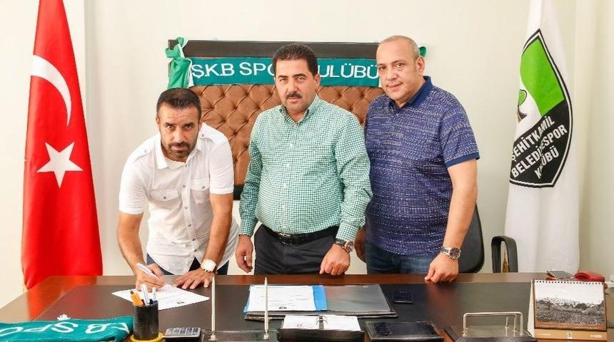 Yeşil-siyahlı Kul&uuml;pte İmza Heyecanı