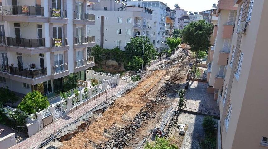 Asat&rsquo;ın Yağmur Suyu Seferberliği S&uuml;r&uuml;yor