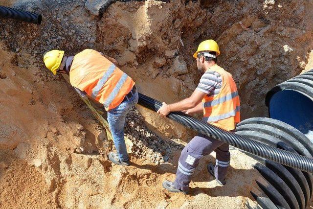 Asat&rsquo;ın Yağmur Suyu Seferberliği S&uuml;r&uuml;yor 1