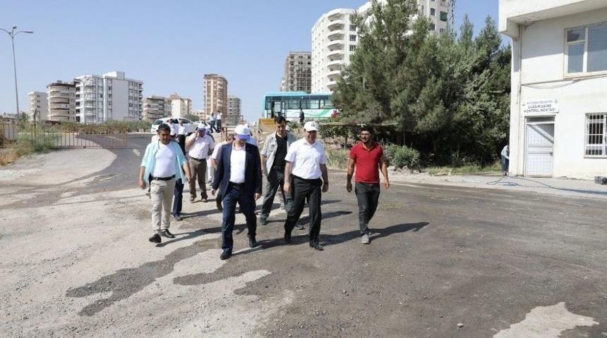 Şanlıurfa B&uuml;y&uuml;kşehir Belediye Başkanı Nihat &Ccedil;ift&ccedil;i: