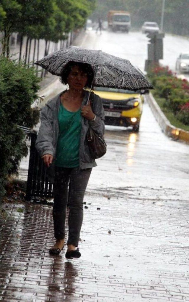 Zonguldak'ta Yağmur Etkili Oldu