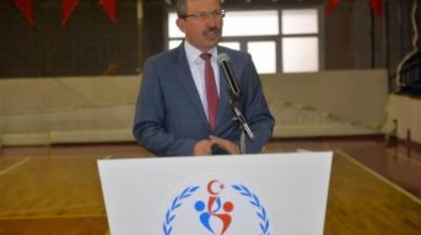 M&uuml;d&uuml;r Sadık &Ouml;l&ccedil;en: Yaz Spor Okullarında 28 Ayrı Branşta Hizmet Sunuyoruz
