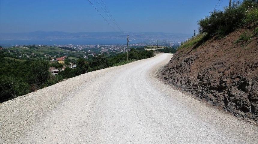 Başiskele&rsquo;de Yol Genişletme &Ccedil;alışmaları Devam Ediyor