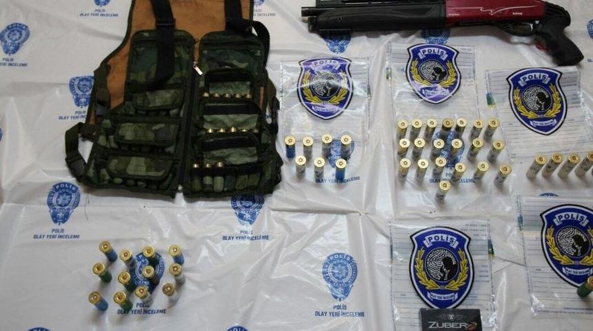 Markete Silahlı Saldırı: 3 G&ouml;zaltı