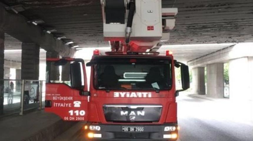 B&uuml;y&uuml;kşehir Belediyesi, İtfaiye Ara&ccedil;larıyla K&ouml;pr&uuml; Altı Ge&ccedil;iş Testi Yaptı