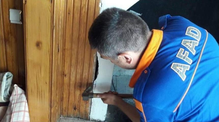 Mahsur Kalan Yavru Baykuşlar Kurtarıldı