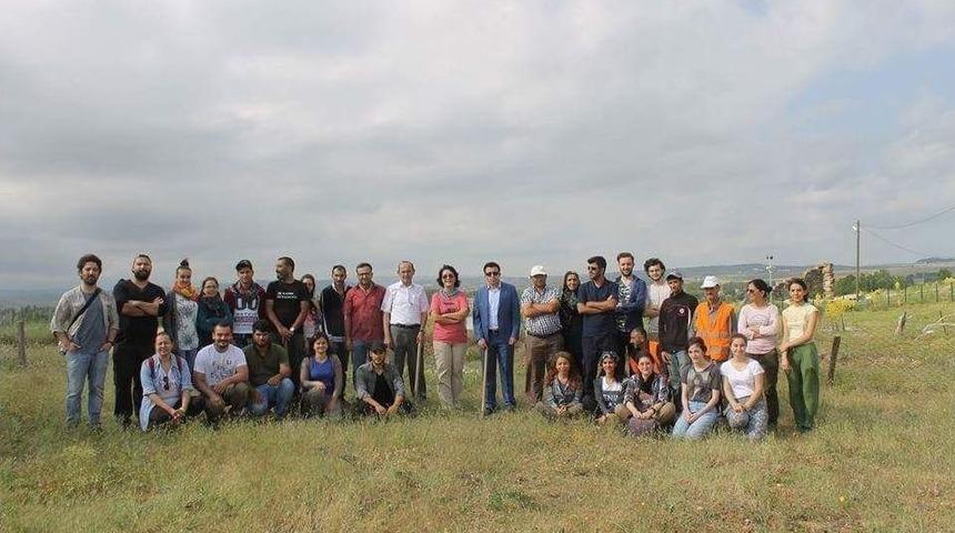 &Ccedil;avdarhisar&rsquo;da 2017 Kazı &Ccedil;alışmalarına İlk Kazma Vuruldu