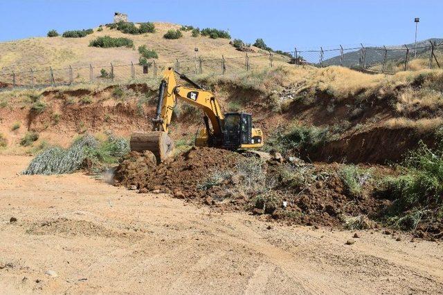 Şemdinli&rsquo;de Garaj Yapımı 1
