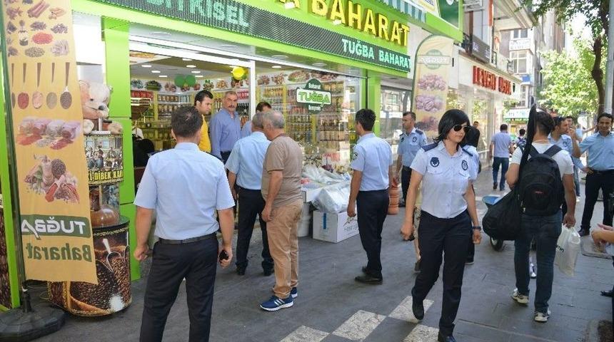 Kaldırımlar Yayaların G&uuml;venliği İ&ccedil;in Denetleniyor