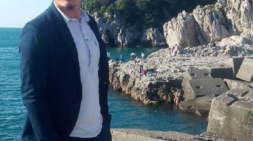 Y&uuml;ksek Okul Mezunu Inşaat Iş&ccedil;isi Akıma Kapılarak &Ouml;ld&uuml;