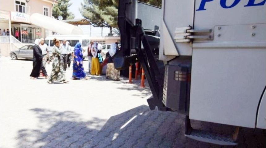 Akrabaların Arazi Kavgasında 2 Kişi &Ouml;ld&uuml;, 3 Kişi Ağır Yaralandı