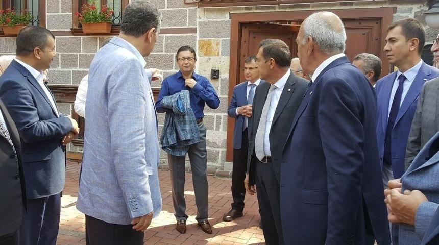 Kahramanmaraşlı İş Adamlarından Hamam&ouml;n&uuml; &Ccedil;ıkarması