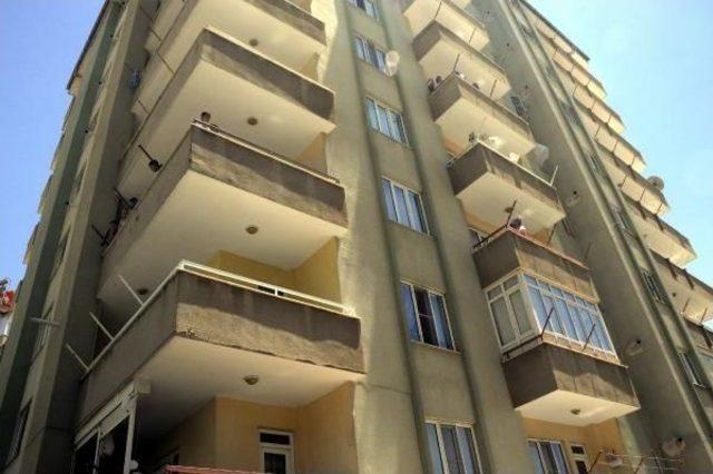 6 ncı Kattan Atlayarak Intihar Etti 1