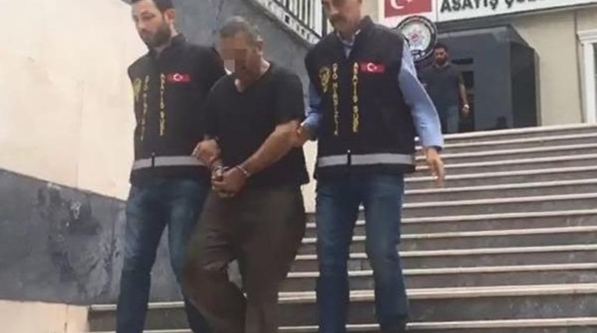 Otomobili Halatla Bağlayıp &Ccedil;ekerek &Ccedil;almışlar