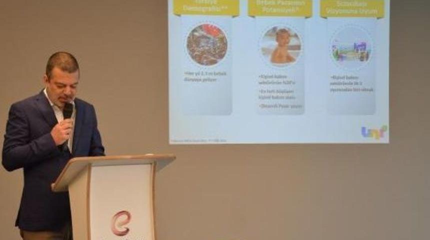 'uni' Anneleri Dinleyerek B&uuml;y&uuml;yor