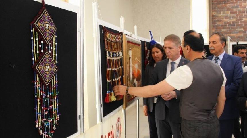 Dokuma Halısı Sergisi A&ccedil;ıldı