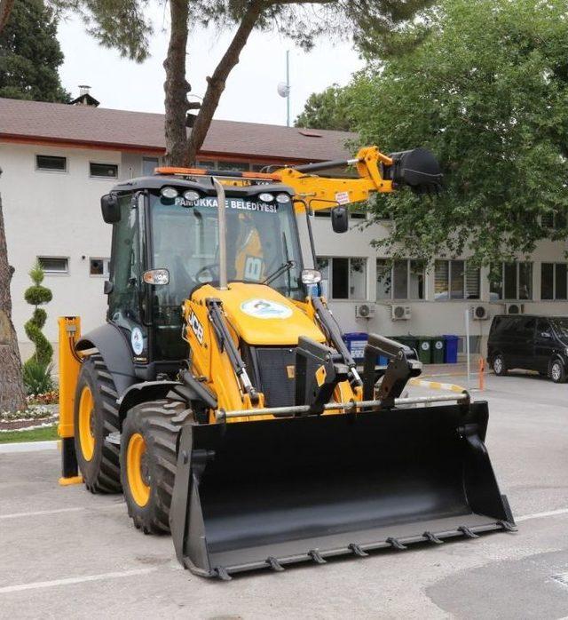 Pamukkale Belediyesi Araç Filosunu Güçlendiriyor