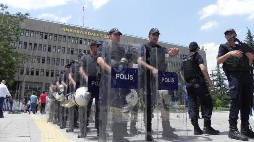 Figen Y&uuml;ksekdağ, Ankara Adliyesi'nde