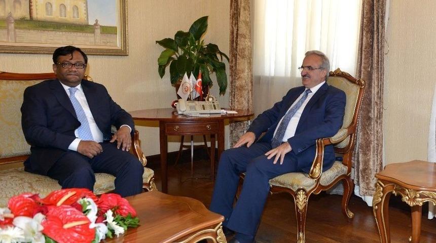 Büyükelçi Allama Sıddıkı’dan Valilik Ziyareti