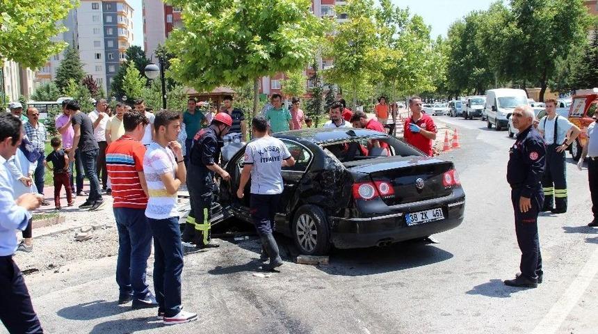 Yaralının Kurtarılmasını Film İzler Gibi İzlediler