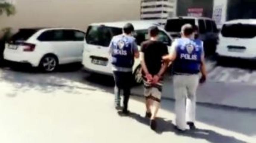 G&ouml;ng&ouml;ren&rsquo;de Bir Kadının C&uuml;zdanını Kapka&ccedil; Yapan Zanlı Yakalandı