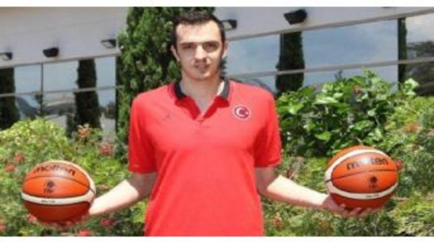 Pınar Karşıyaka Metin'i Bitiriyor