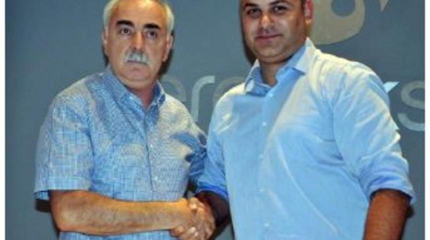 Turgutlu Seramiksan'da Doğancı Imzaladı