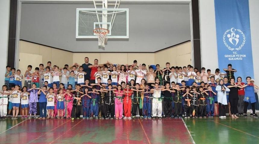 Yunusemreli &Ccedil;ocuklar Tatillerini Sporla Değerlendiriyor