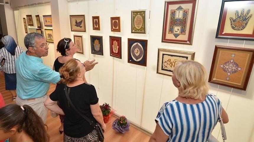 40 Yıldır Uğraştığı Sanatı Kızına Ve Torununa Da Öğretti