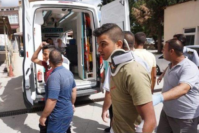 Edirne&rsquo;De Tarım Iş&ccedil;ilerini Taşıyan Minib&uuml;s Takla Attı: 7 Yaralı 3