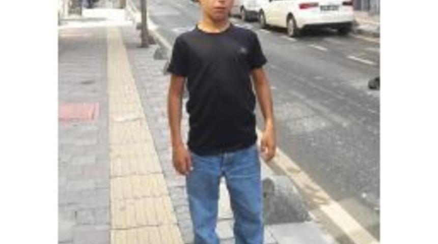 Batman'da 14 Yaşındaki &Ccedil;ocuk Mezarlıkta &Ouml;ld&uuml;r&uuml;ld&uuml;