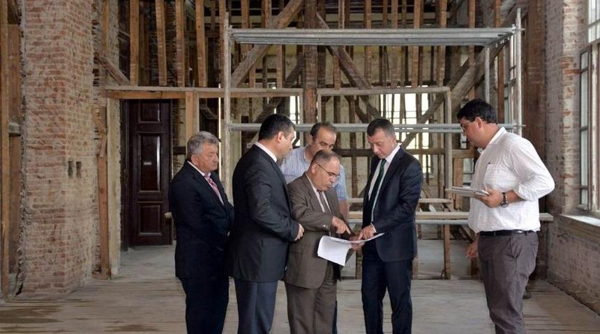 Vali B&uuml;y&uuml;kakın&rsquo;dan Restorasyona Alınan H&uuml;k&uuml;met Konağında İnceleme