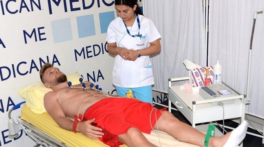 Konyaspor Sağlık Kontrol&uuml;nden Ge&ccedil;iyor