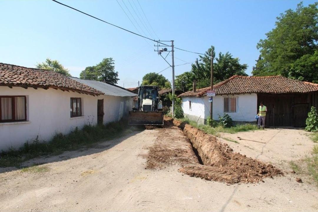 Biga&rsquo;nın &Ccedil;avuşk&ouml;y Mahallesi De Doğalgaza Kavuştu